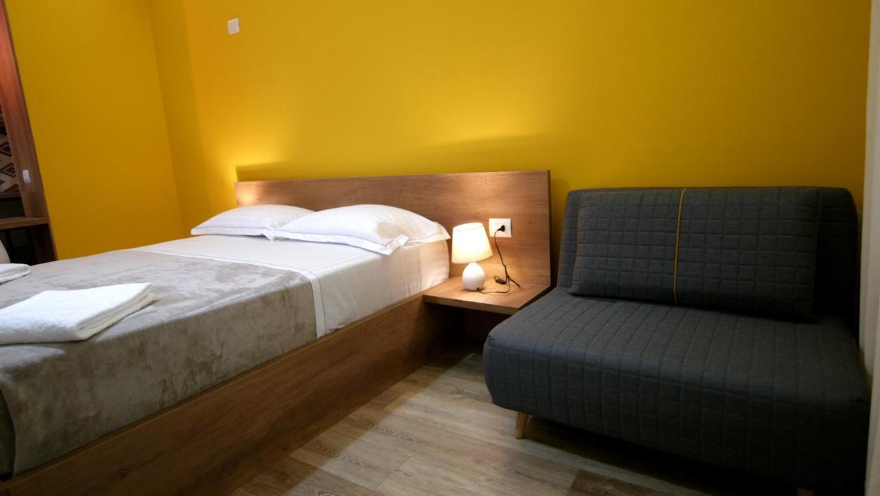 Koni'S Studio Apartments Tiranë Eksteriør bilde